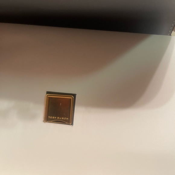 Tory Burch crossbody (fukubukuro exclusive)! - Picture 4 of 5